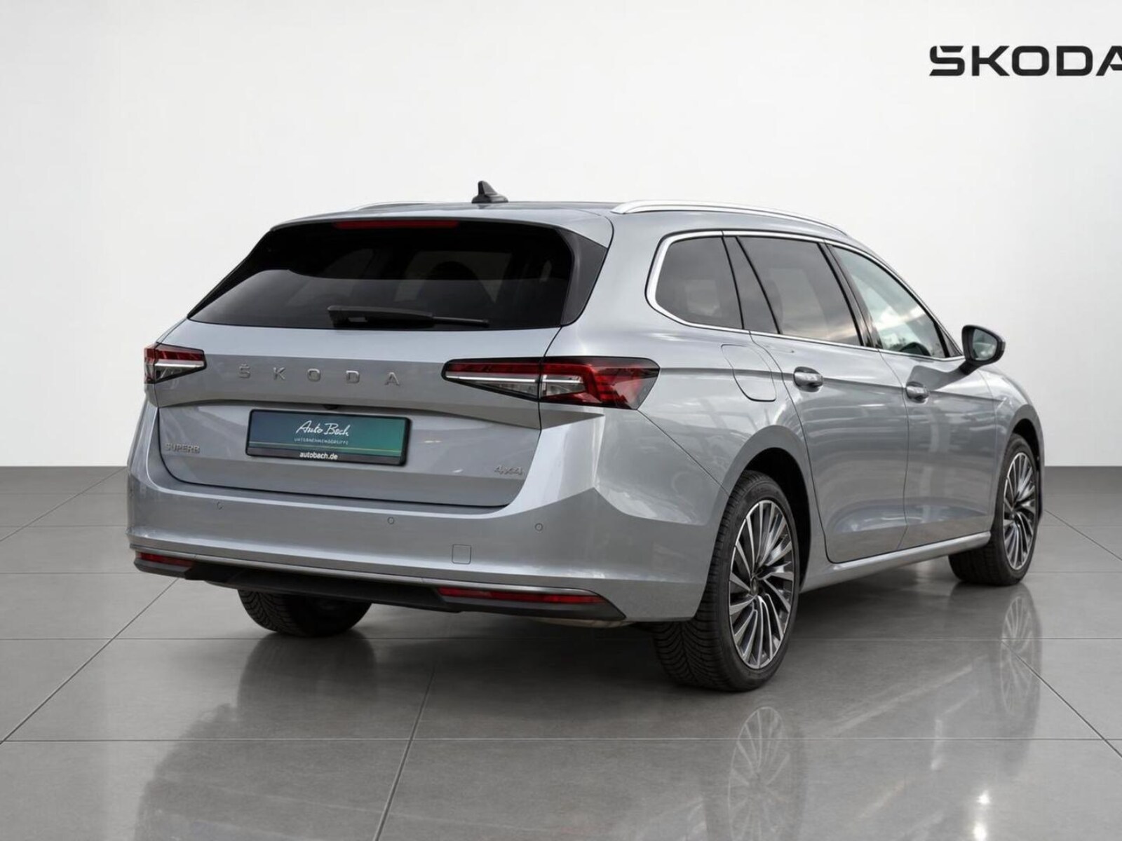 Škoda Superb Combi – Bild 4