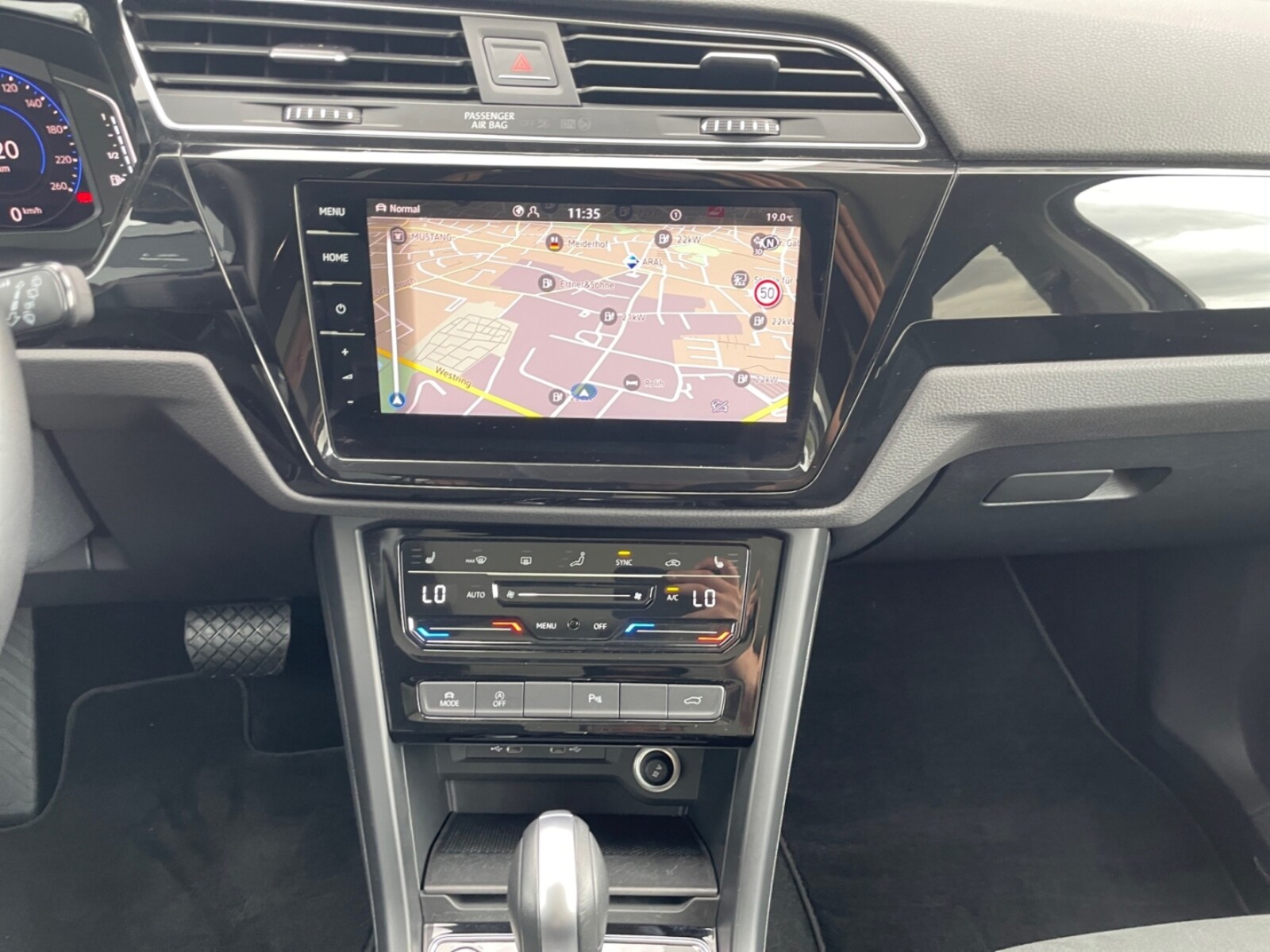 Volkswagen Touran – Bild 11