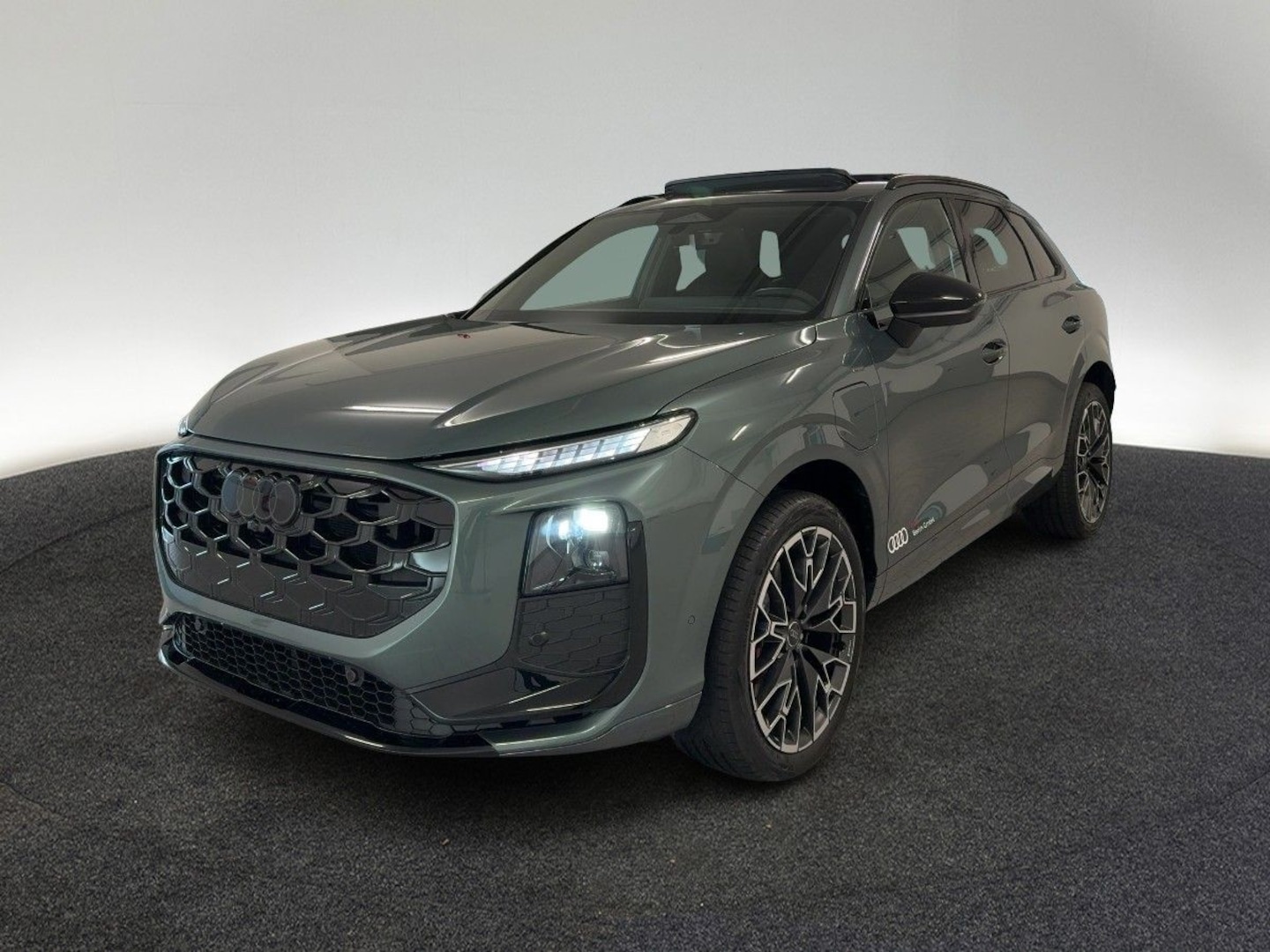 Bild über Audi Q3 SUV e-hybrid e-hybrid 200 kW S tronic - für weitere Informationen kontaktieren Sie den Audi Partner
