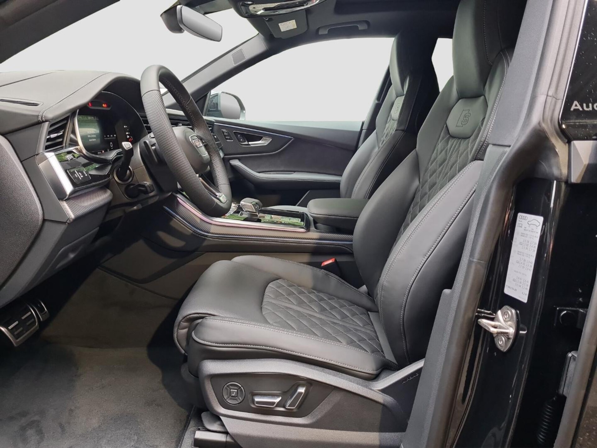 Audi SQ8 SUV