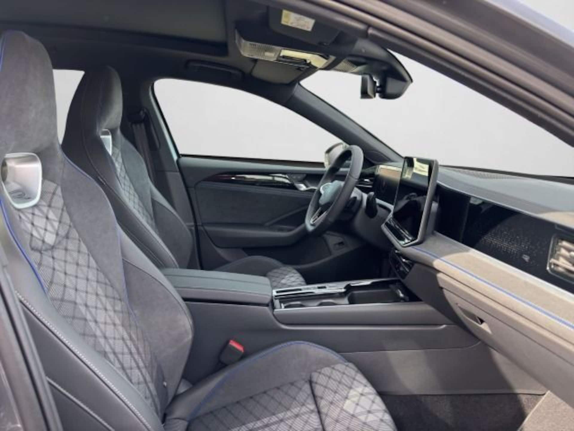 Volkswagen Passat R-Line