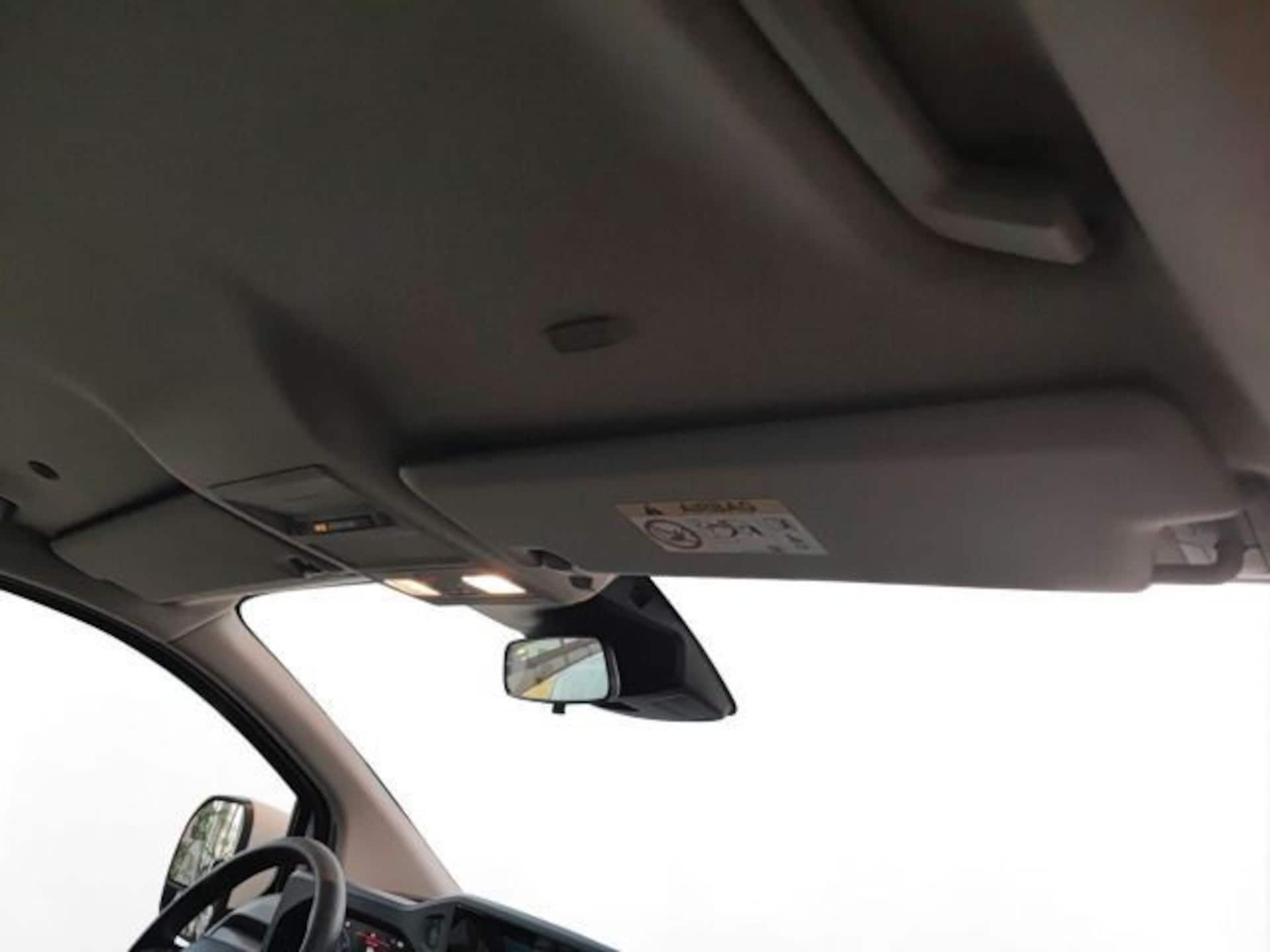 Volkswagen Transporter Kasten langer Radstand