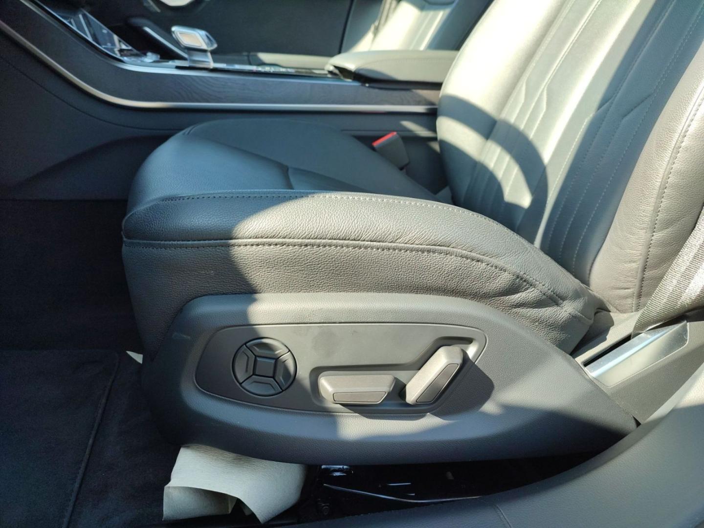Image about Audi A8 50 TDI quattro tiptronic