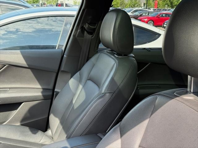 Used 2019 Audi Q7 Prestige with VIN WA1VAAF75KD003608 for sale in Golden Valley, Minnesota