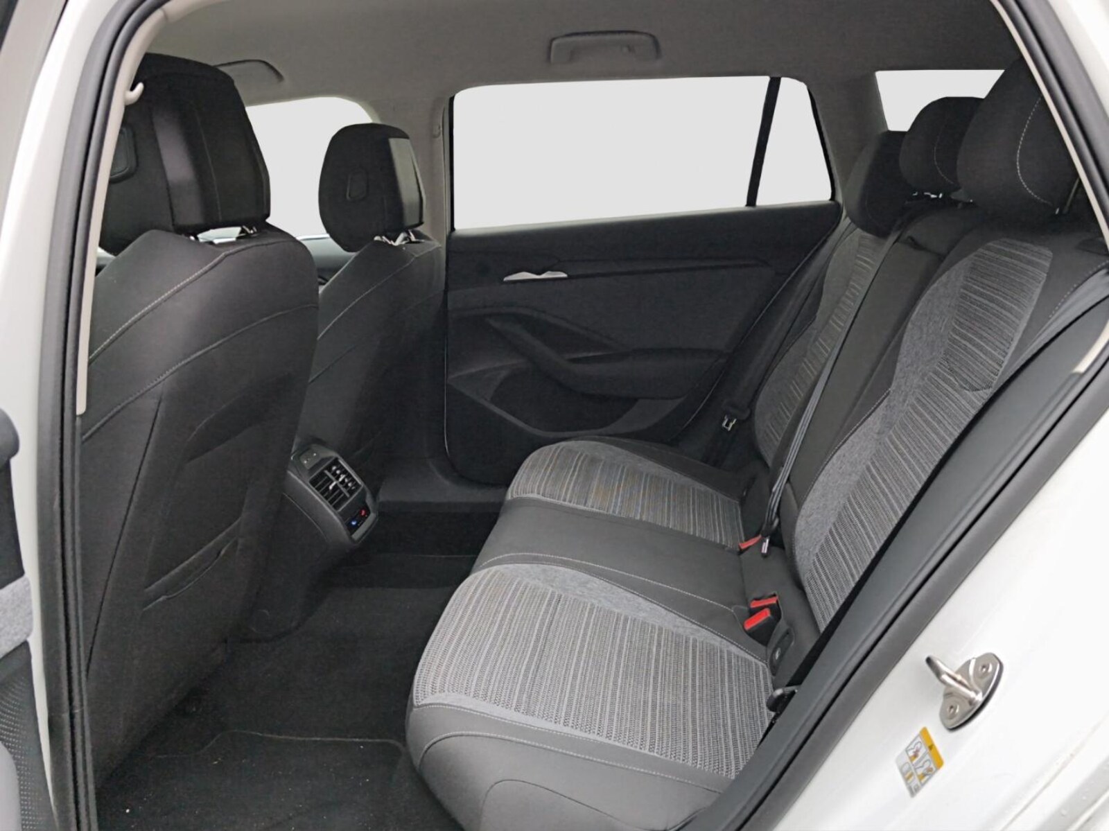 Škoda Superb Combi – Bild 17