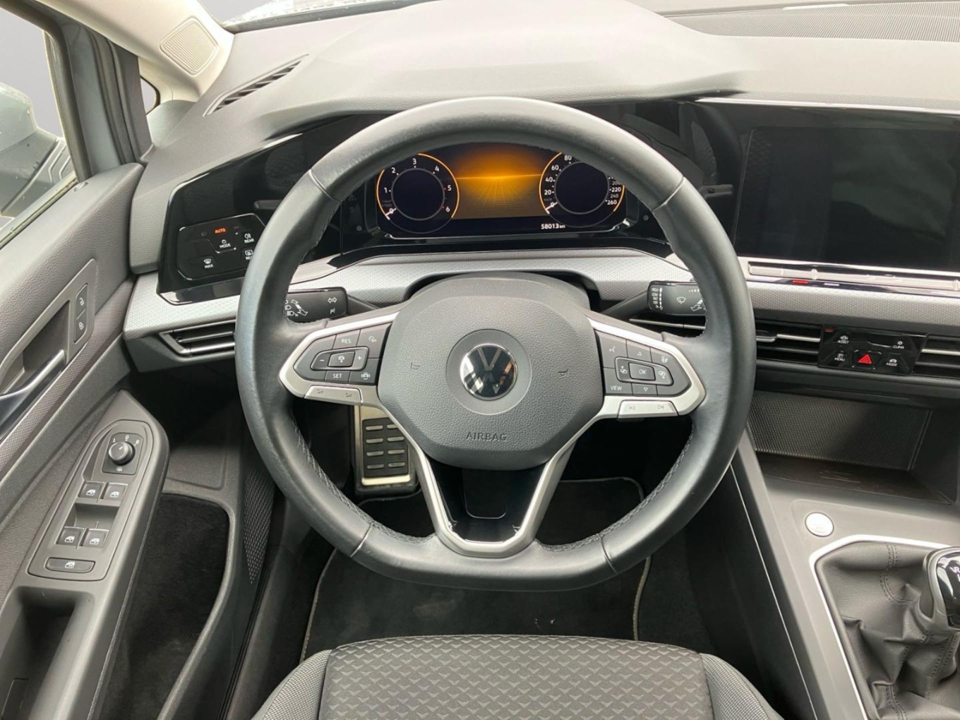 Volkswagen Golf Active