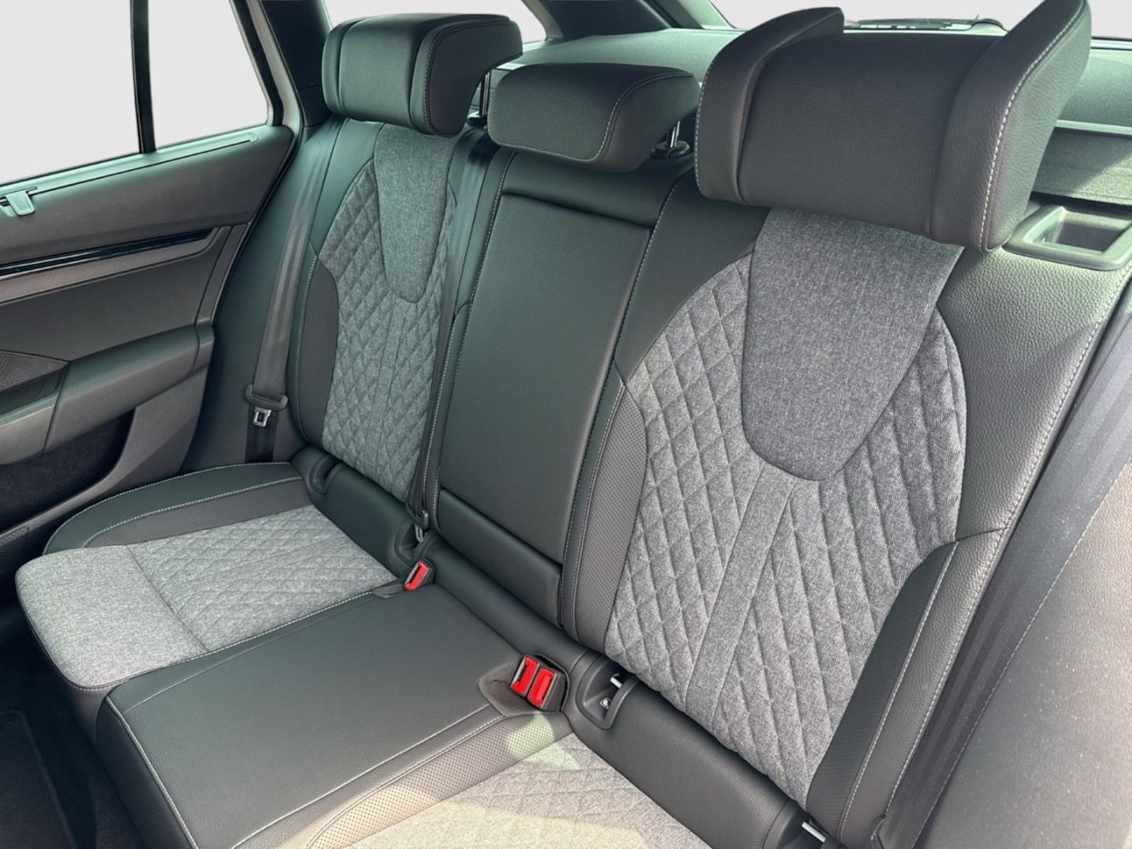 Škoda Octavia Combi – Bild 11