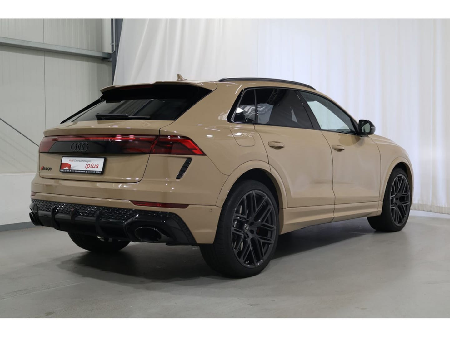 Bild über Audi RS Q8 SUV TFSI quattro 441 kW tiptronic - für weitere Informationen kontaktieren Sie den Audi Partner