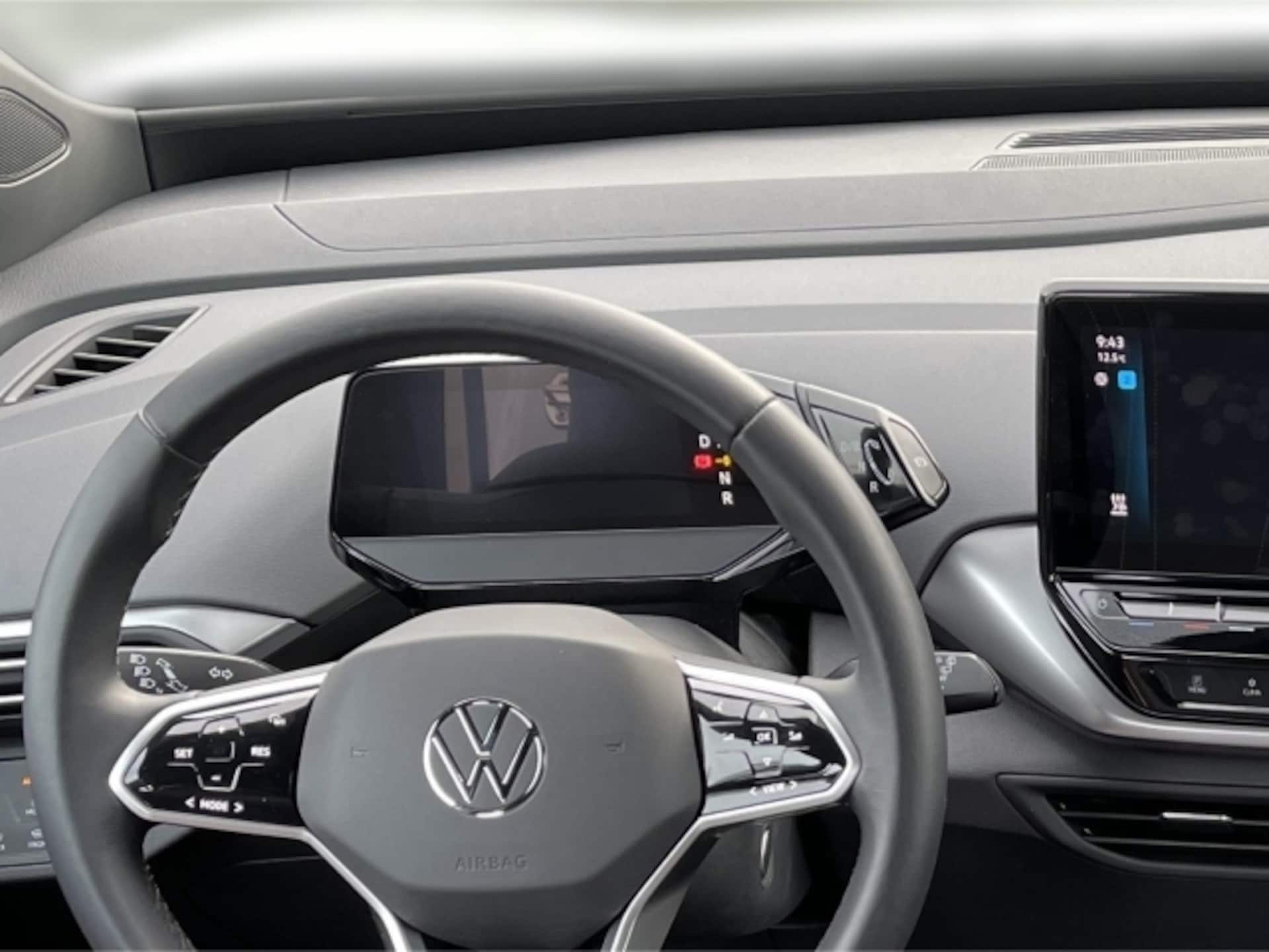 Volkswagen ID.4 1st
