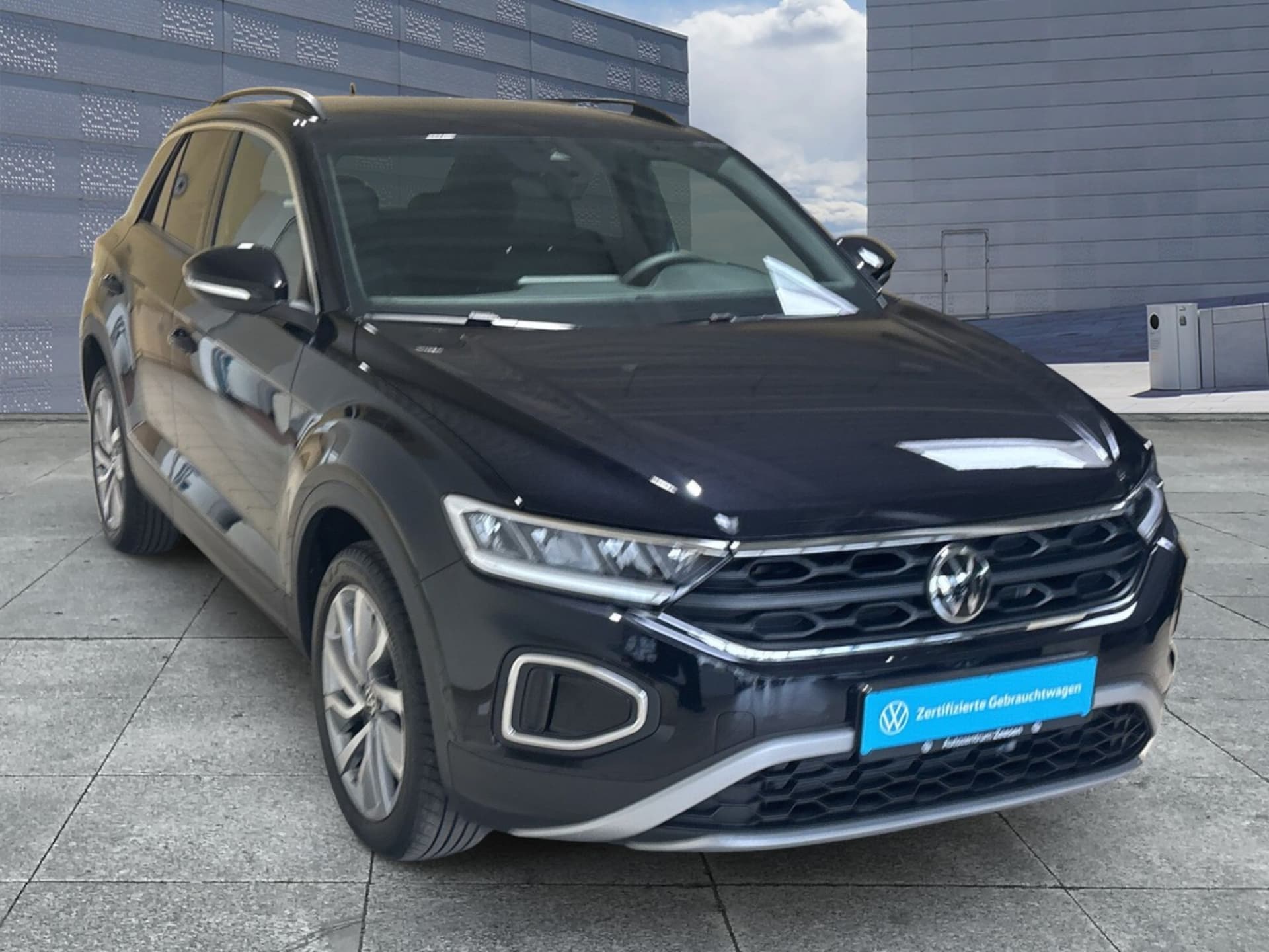 Volkswagen T-Roc Life