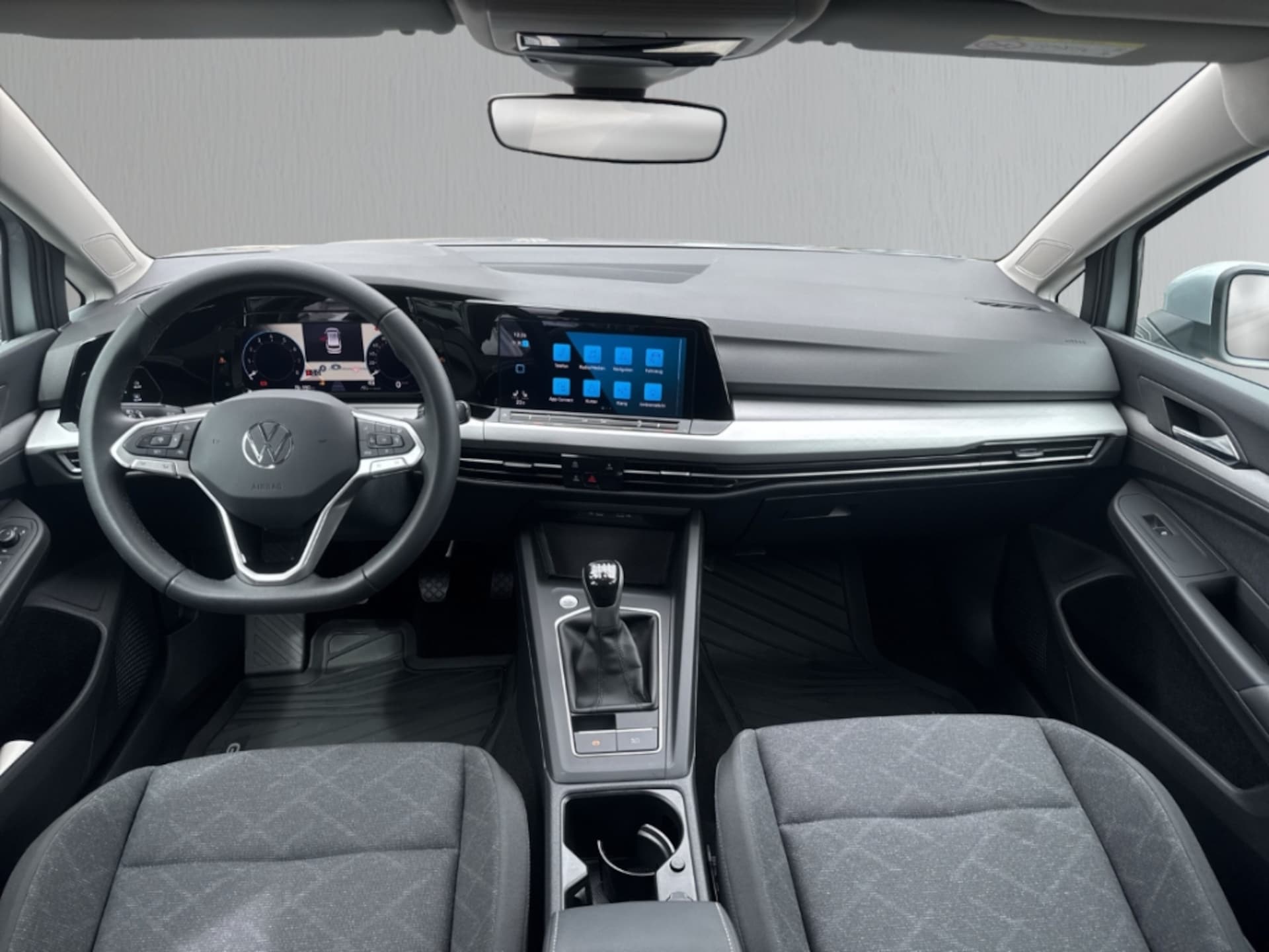 Volkswagen Golf Variant Life