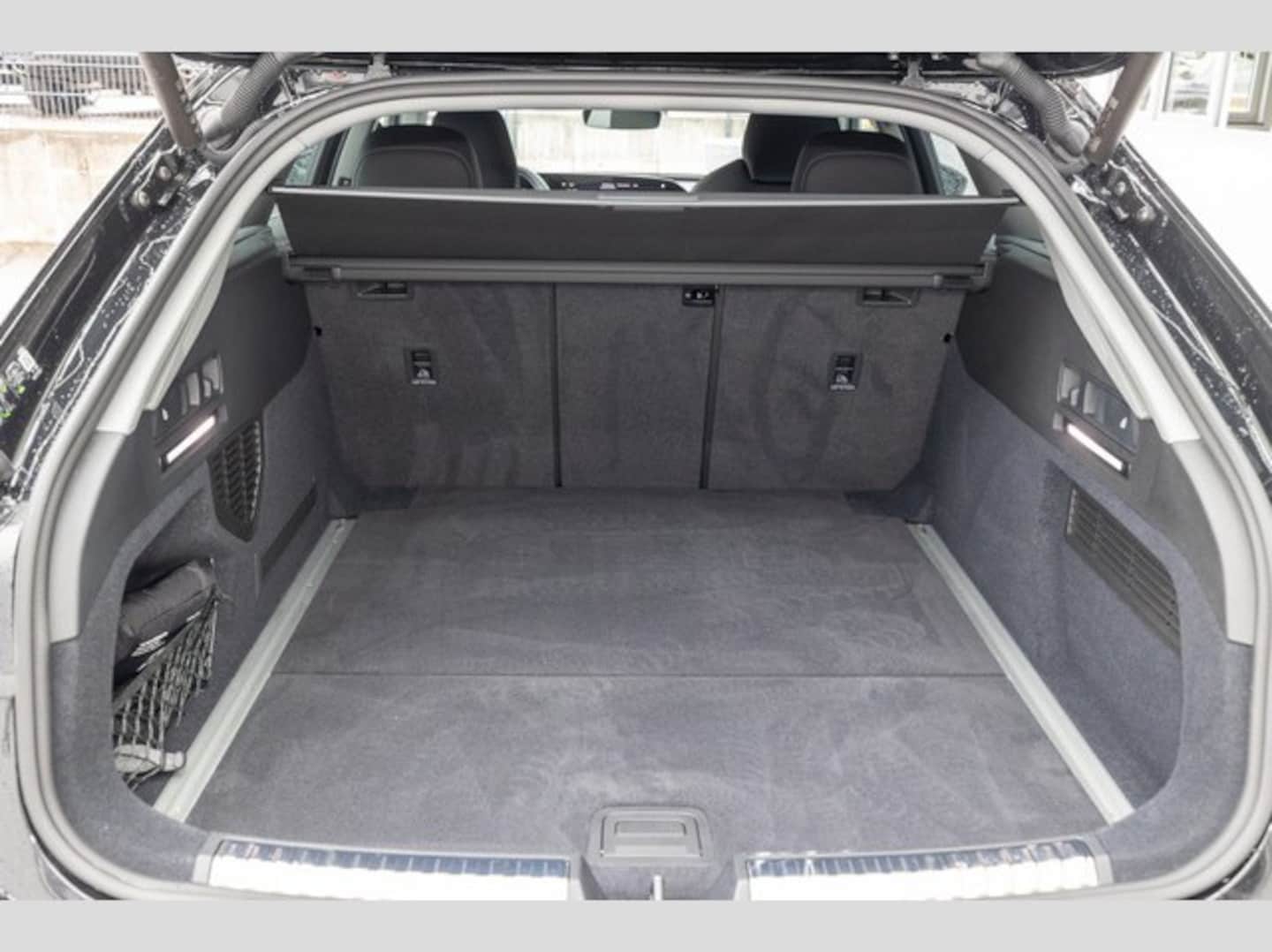 Bild über Audi A6 Avant TFSI 150 kW S tronic - für weitere Informationen kontaktieren Sie den Audi Partner