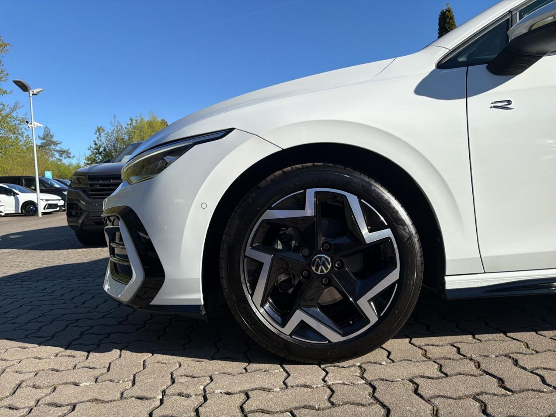 Volkswagen Golf Variant R-Line