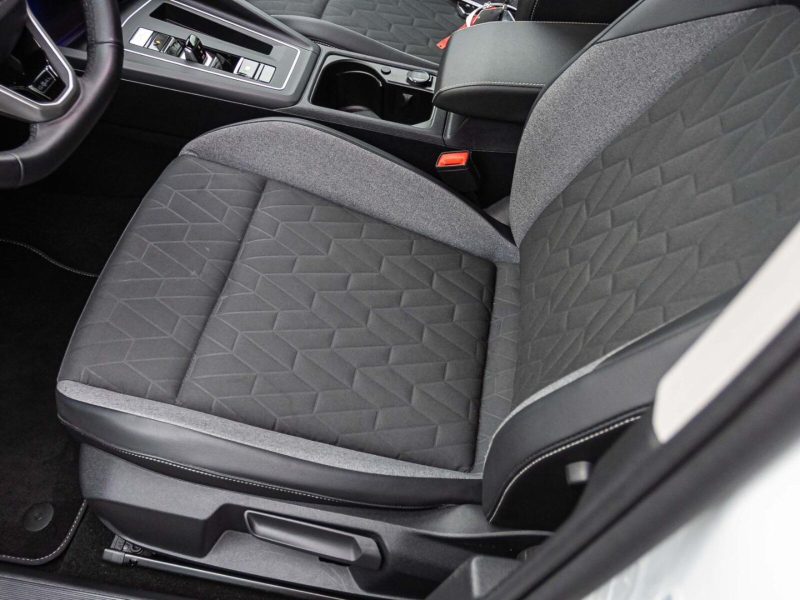 Volkswagen Golf – Bild 12