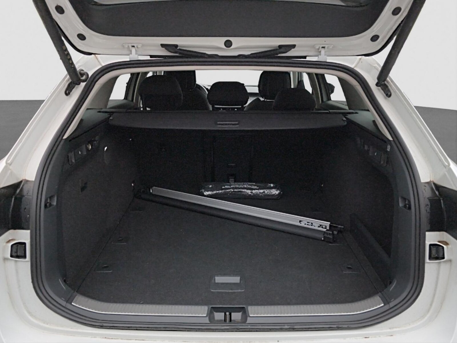 Škoda Superb Combi – Bild 24