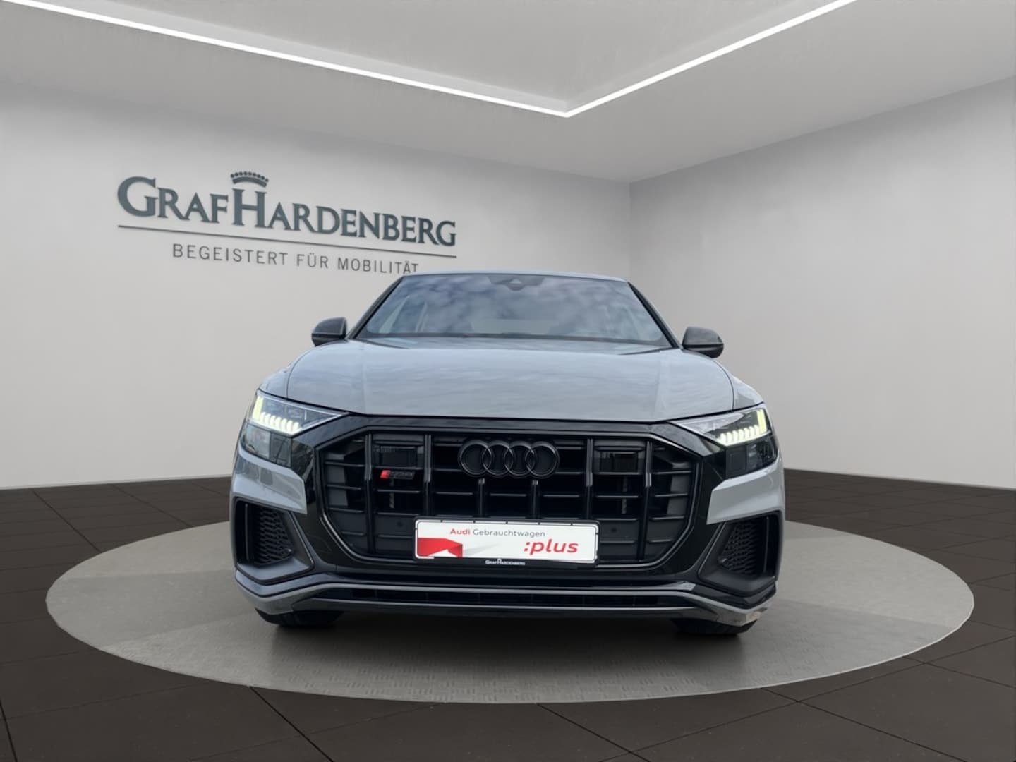 Bild über Audi SQ8 TFSI quattro tiptronic - für weitere Informationen kontaktieren Sie den Audi Partner