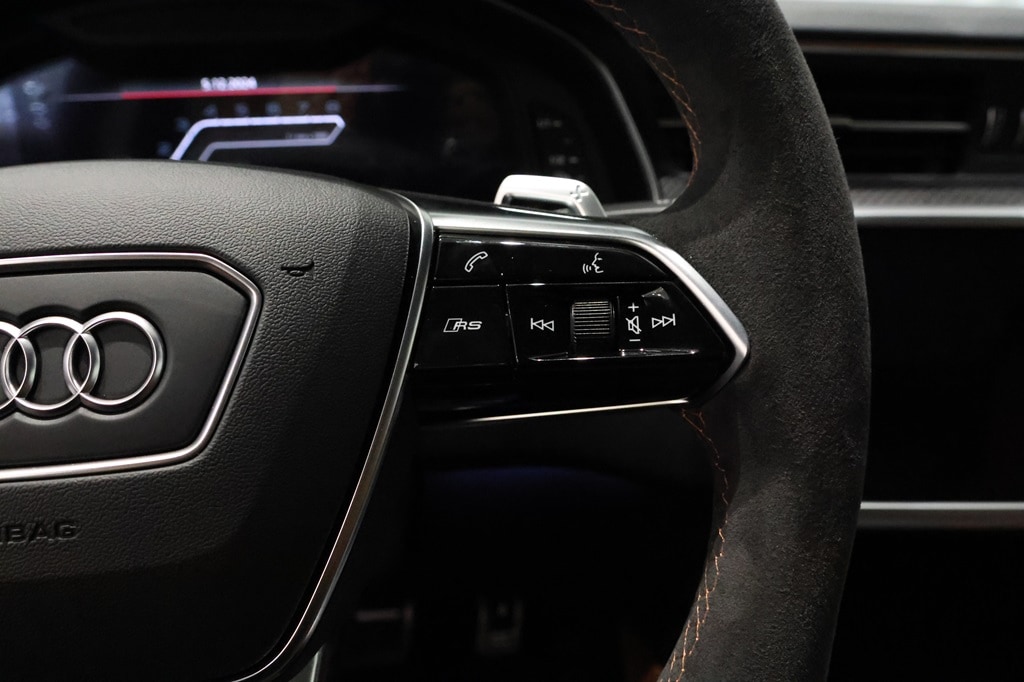 Bild som visar Audi RS 6 Avant RS 6 Avant performance 630 hk tiptronic - för mer information kontakta din Audi Partner