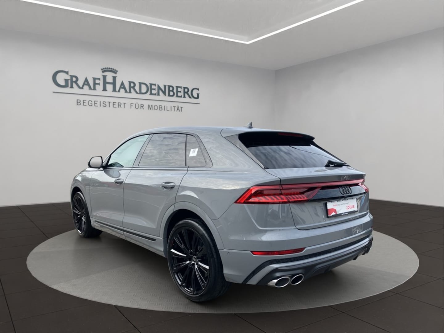 Bild über Audi SQ8 TFSI quattro tiptronic - für weitere Informationen kontaktieren Sie den Audi Partner