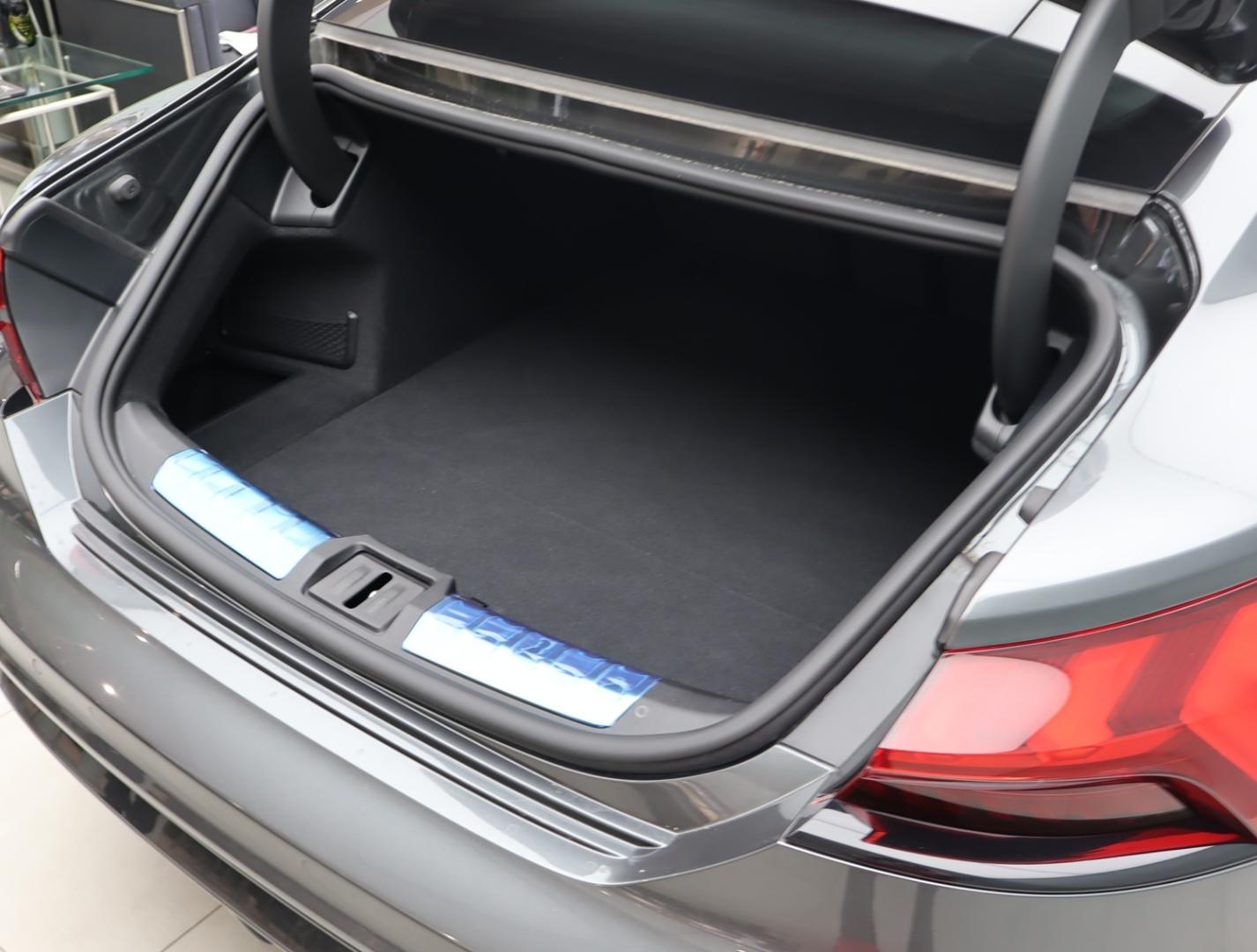 Image about Audi e-tron GT e-tron GT quattro 350,00 kW