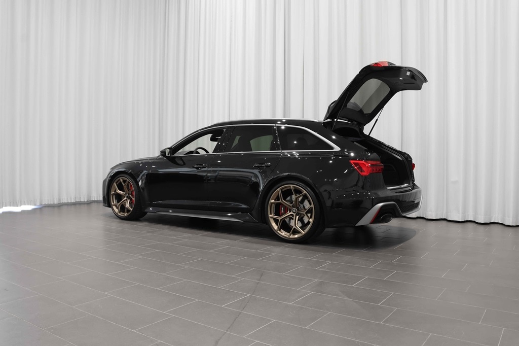Bild som visar Audi RS 6 Avant RS 6 Avant performance 630 hk tiptronic - för mer information kontakta din Audi Partner