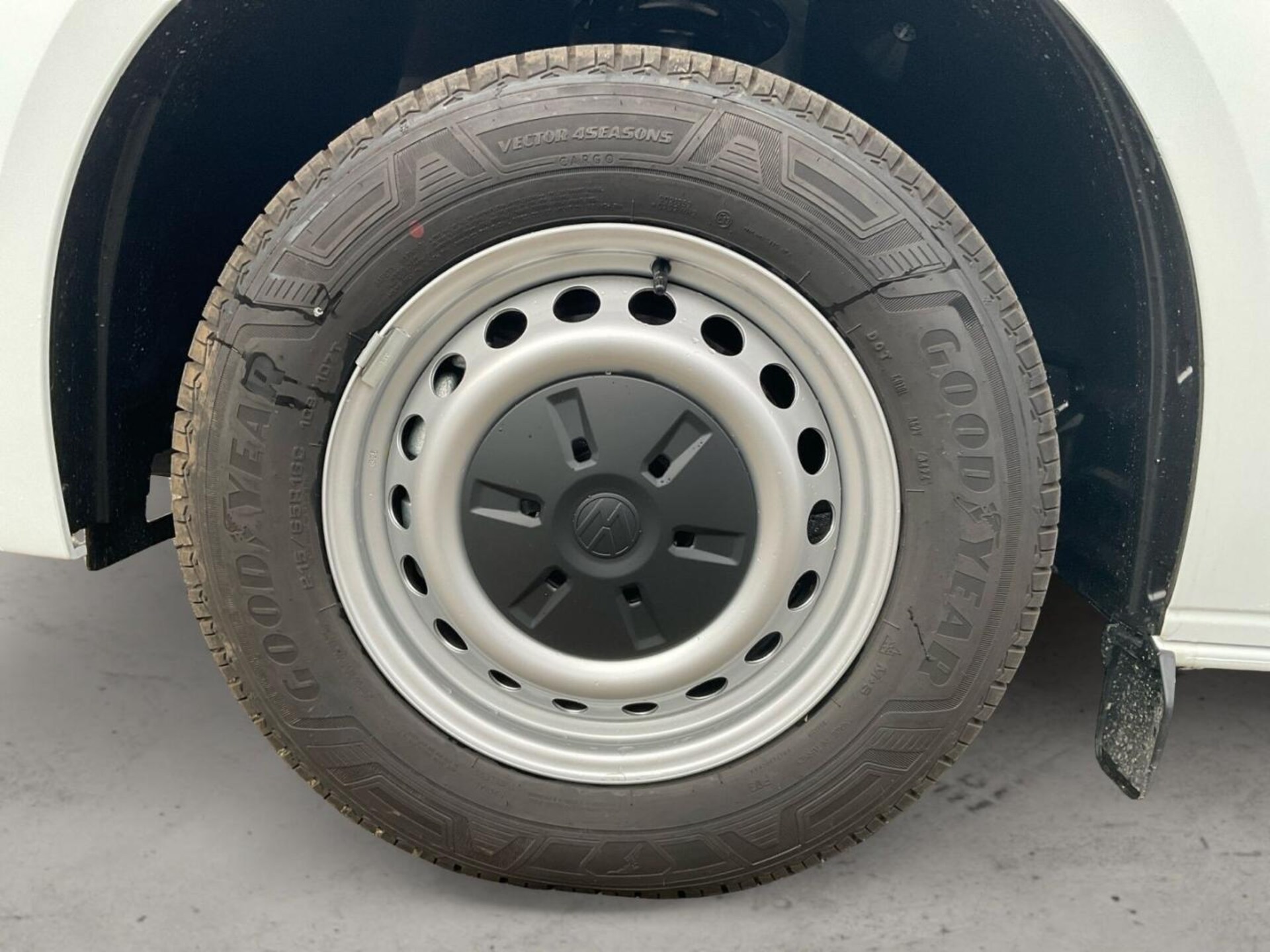 Volkswagen Transporter Kasten kurzer Radstand