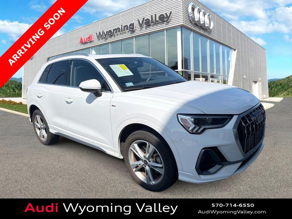 2024 Audi Q3 45 TFSI S Line Premium quattro's photo