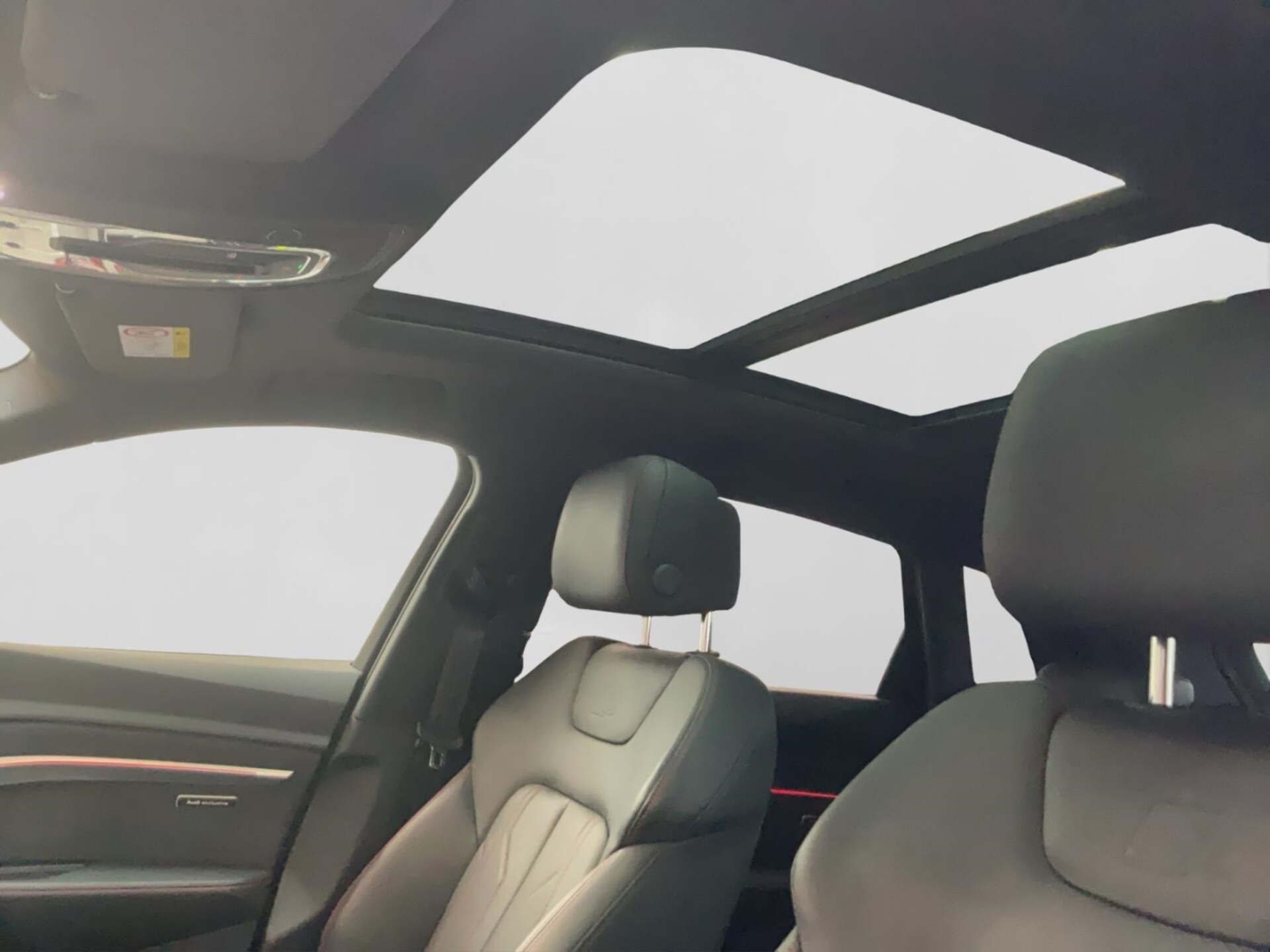 Audi Q8 e-tron S line