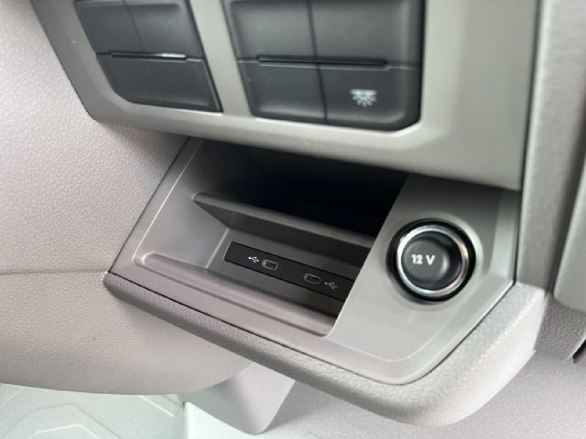 Volkswagen Crafter Kasten mittlerer Radstand