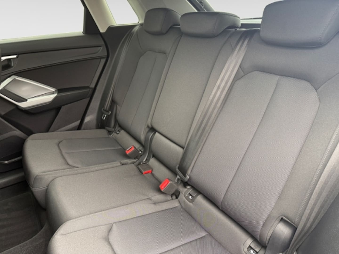 Bild über Audi Q3 advanced 35 TFSI S tronic - für weitere Informationen kontaktieren Sie den Audi Partner