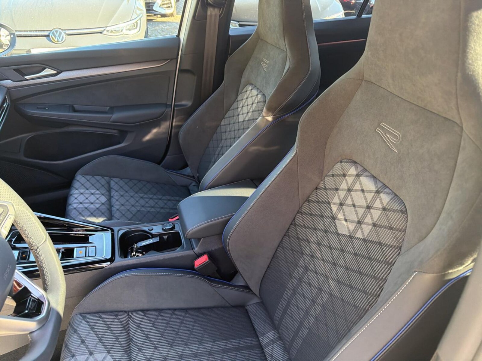 Volkswagen Golf Variant – Bild 6