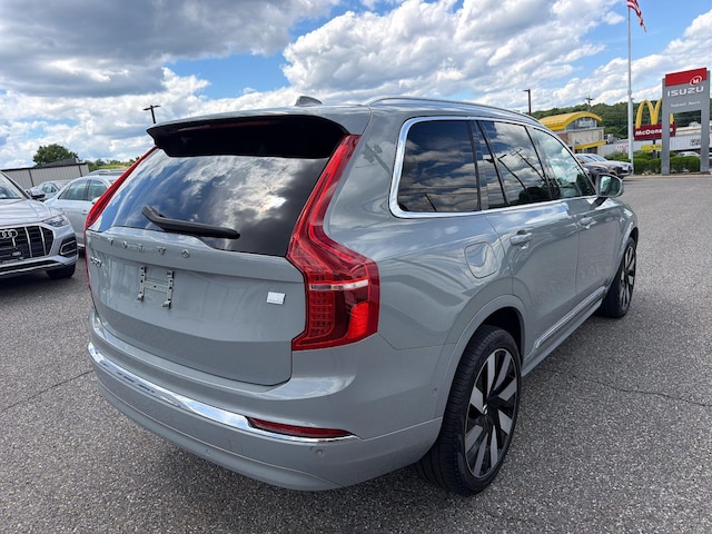 2024 Volvo XC90 Recharge Plug-In Hybrid