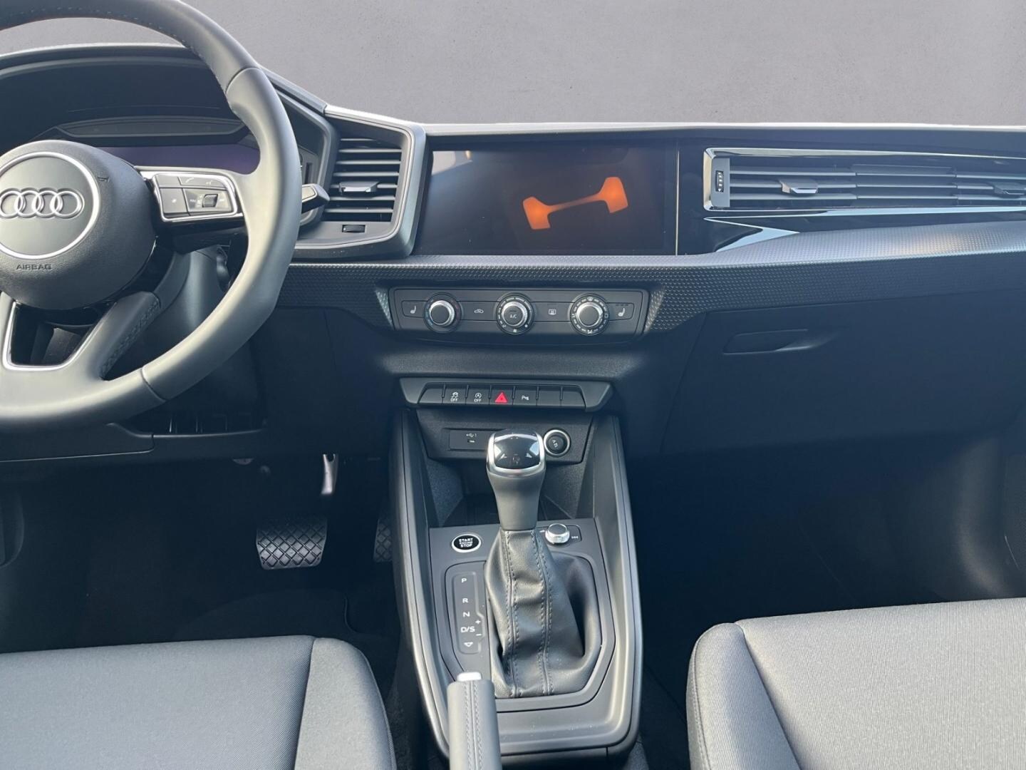 Bild über Audi A1 Sportback advanced 30 TFSI S tronic - für weitere Informationen kontaktieren Sie den Audi Partner