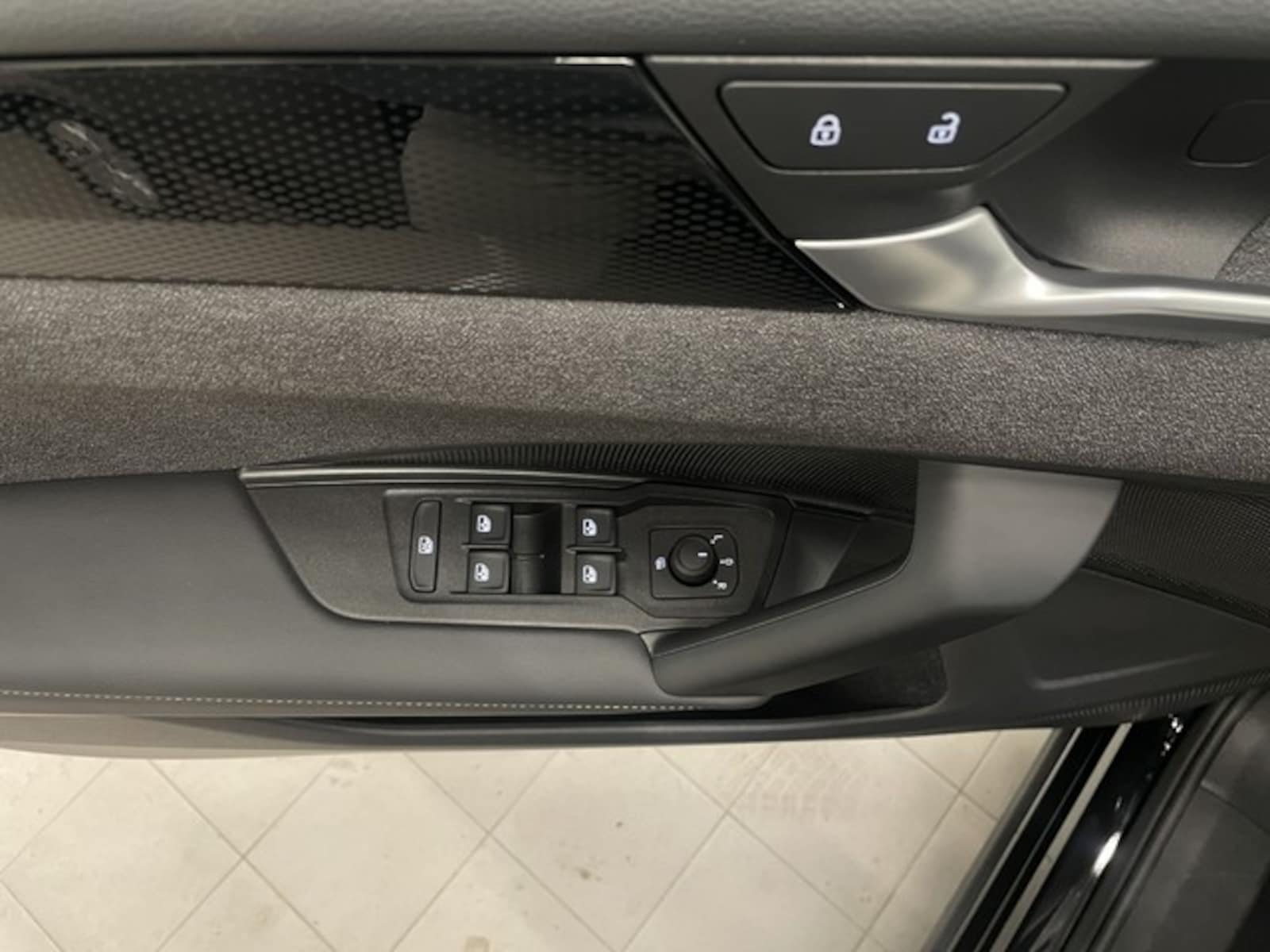 Volkswagen Tiguan – Bild 19