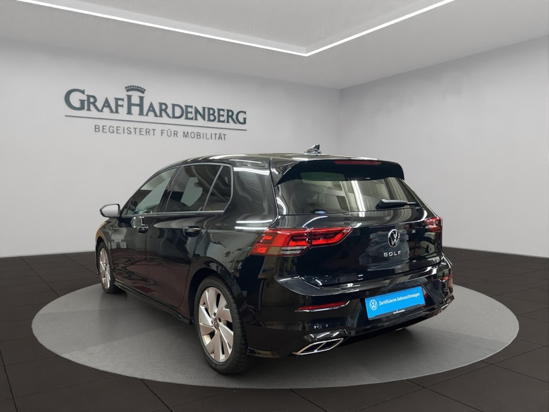 Volkswagen Golf R-Line