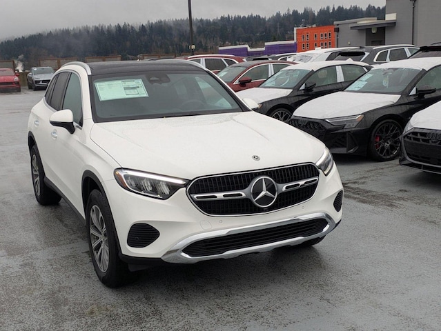 2026 Mercedes-Benz GLC Base - Photo 3