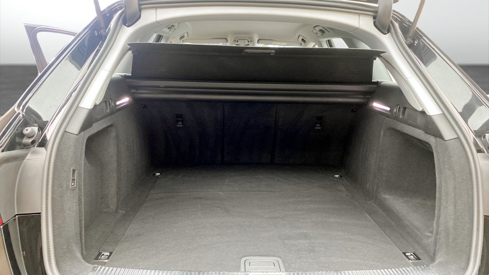 Image about Audi A4 Avant A4 Avant 40 TDI quattro Proline advanced 204 hk S tronic