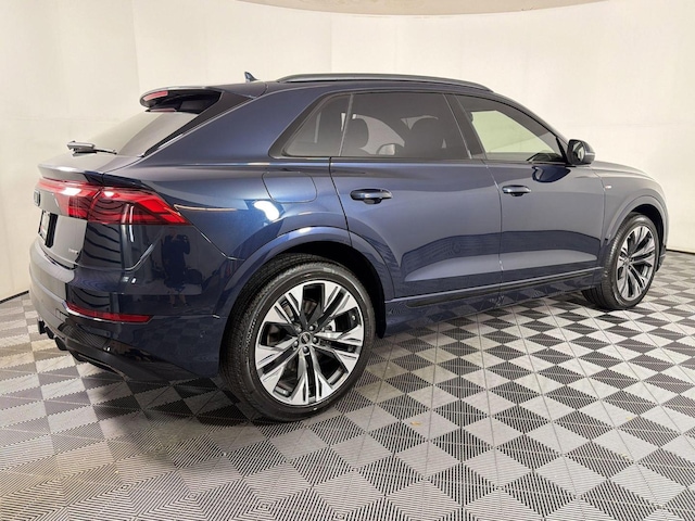2026 Audi Q8 Premium Plus - Photo 7