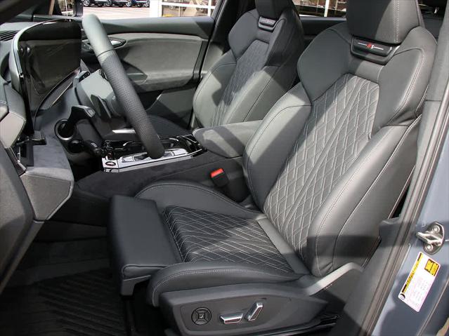 2025 AUDI SQ6 - Image 13