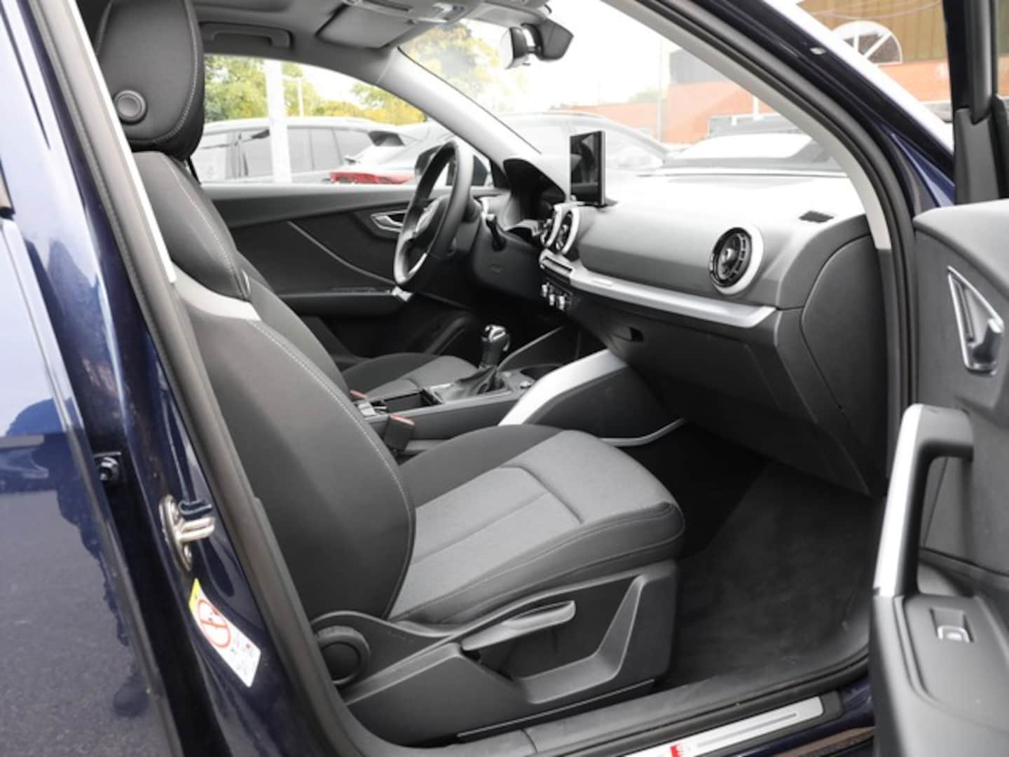 Bild über Audi Q2 S line 35 TFSI S tronic - für weitere Informationen kontaktieren Sie den Audi Partner