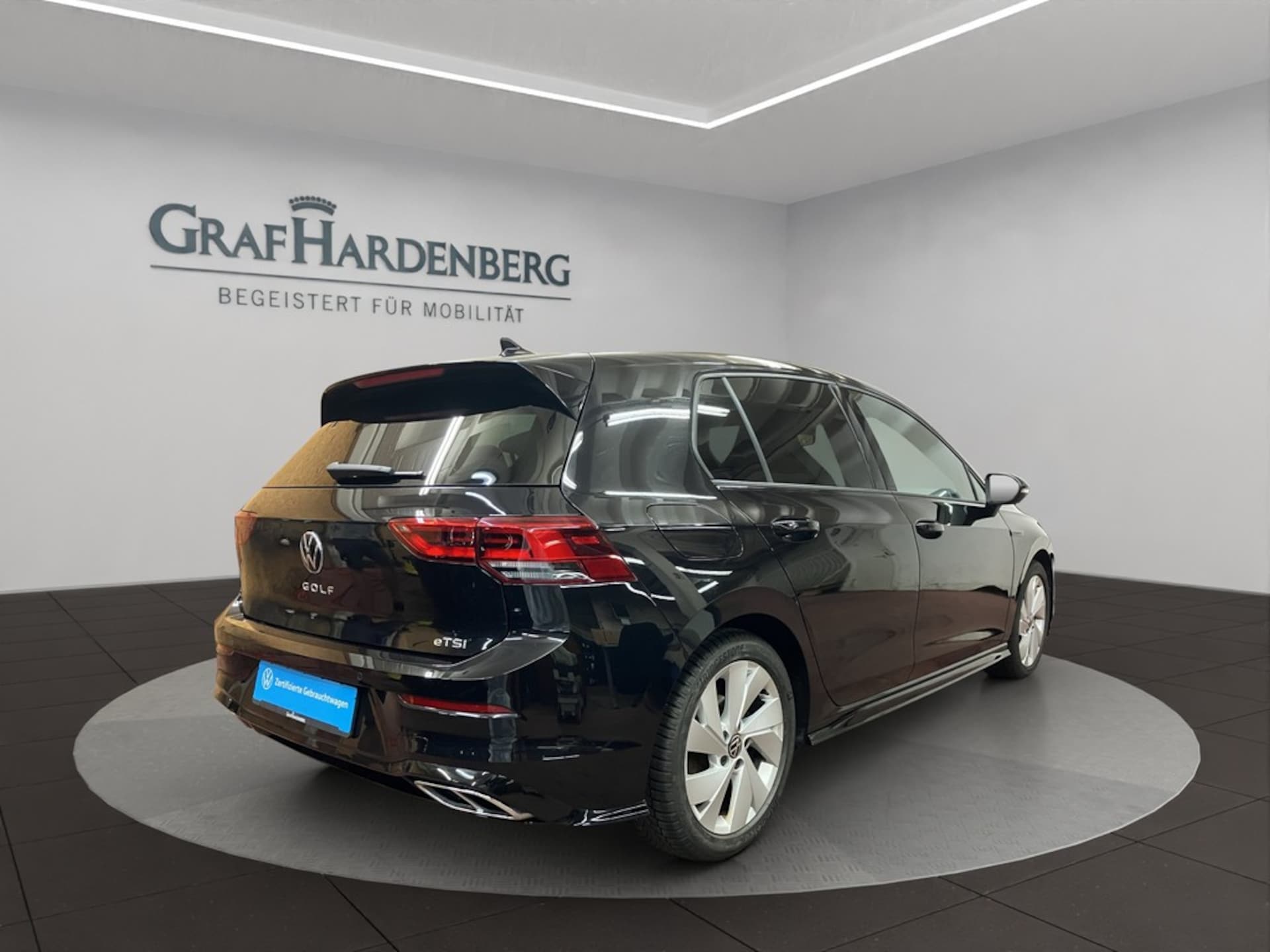 Volkswagen Golf R-Line