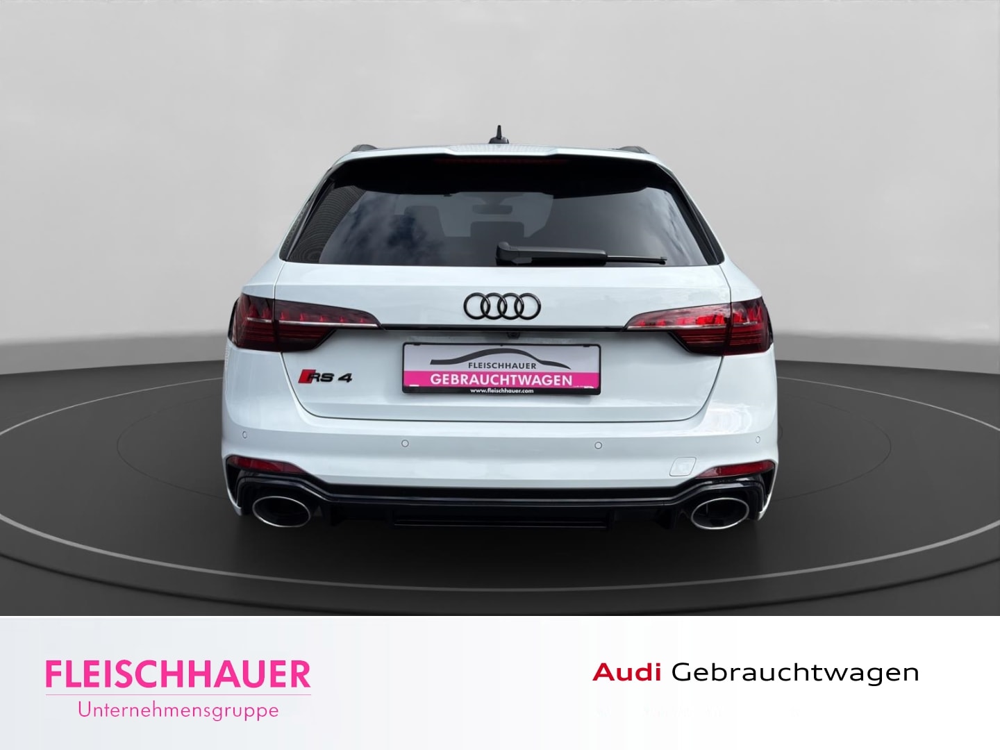 Bild über Audi RS 4 Avant TFSI quattro tiptronic - für weitere Informationen kontaktieren Sie den Audi Partner