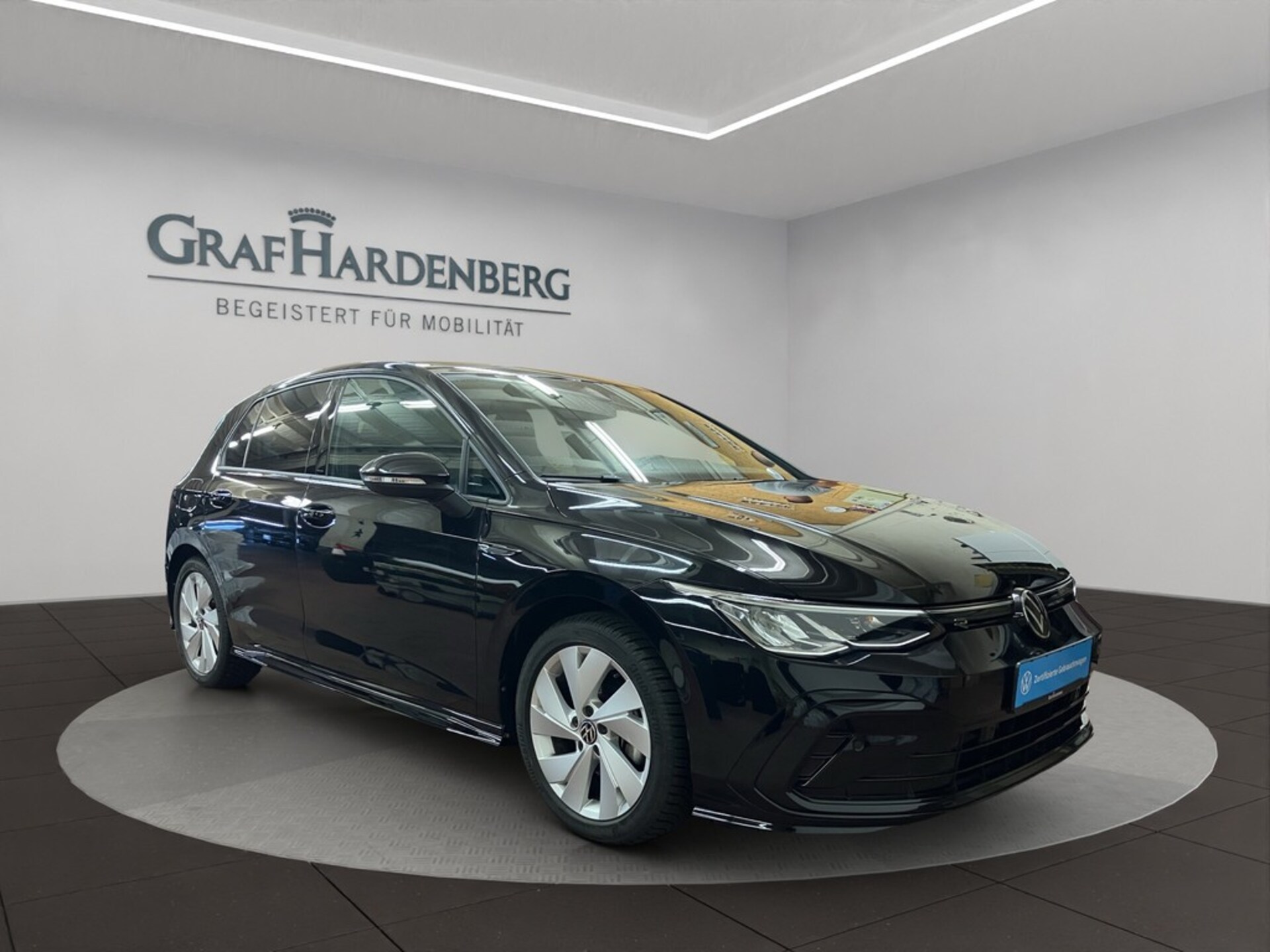 Volkswagen Golf R-Line