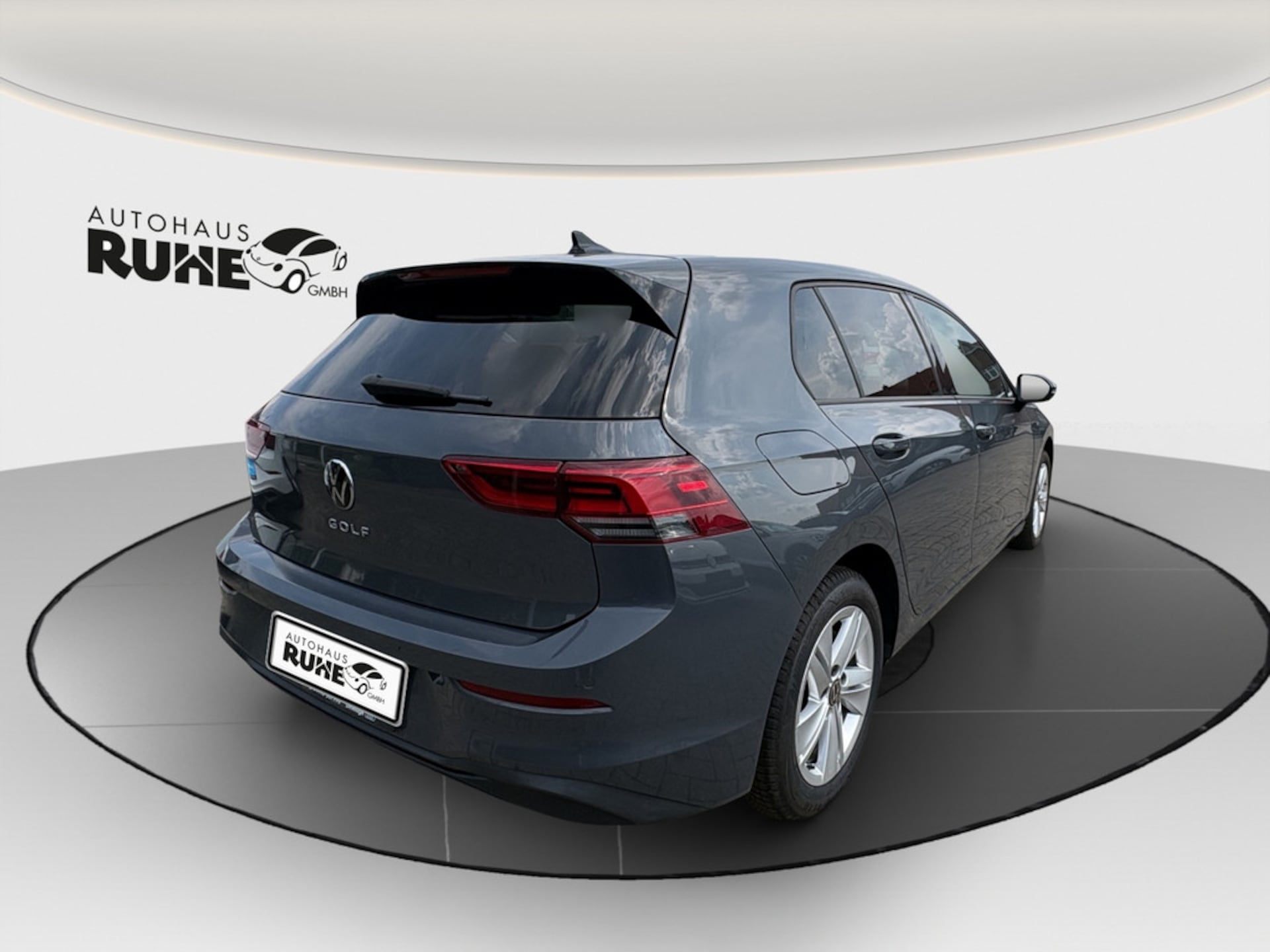 Volkswagen Golf Life