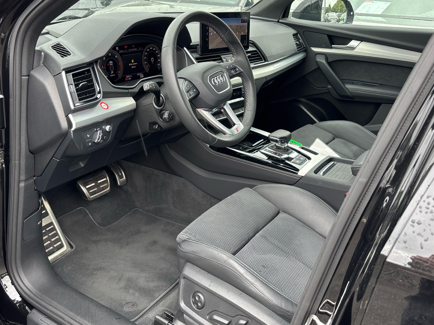 Bild über Audi Q5 Sportback 40 TDI quattro S tronic - für weitere Informationen kontaktieren Sie den Audi Partner