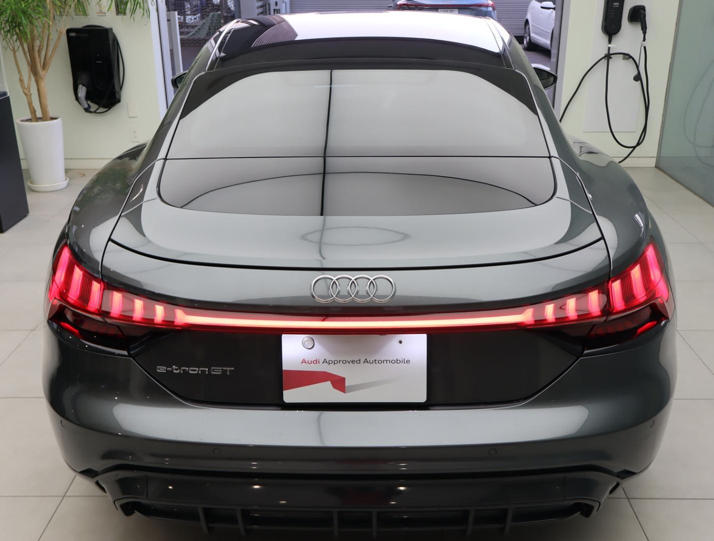 Image about Audi e-tron GT e-tron GT quattro 350,00 kW