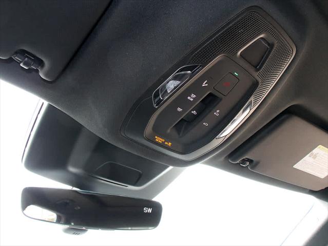 2025 AUDI SQ6 - Image 27