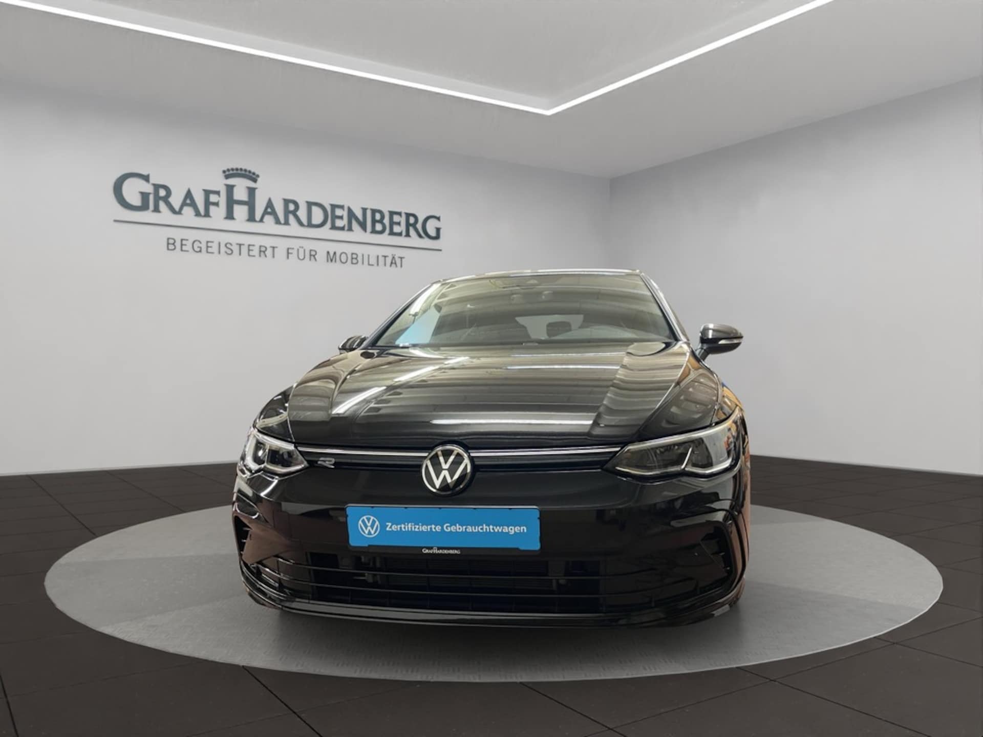 Volkswagen Golf R-Line