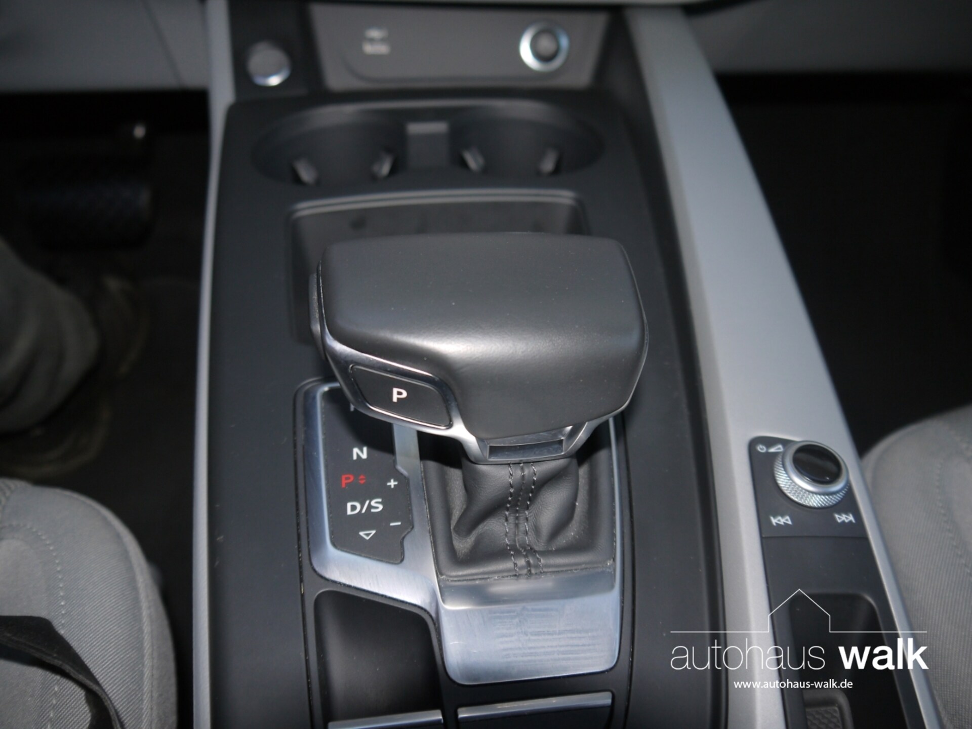 Audi A4 Avant S line
