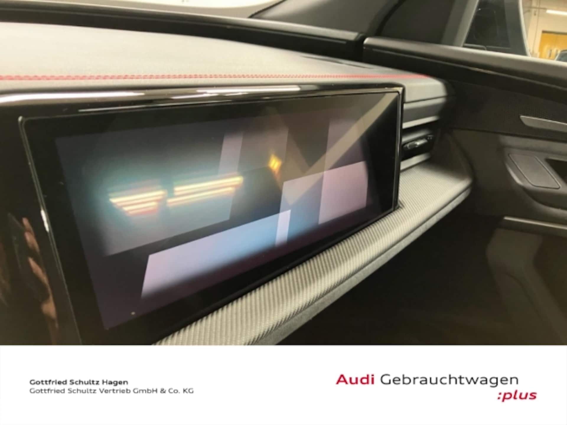 Audi SQ5 Sportback edition one