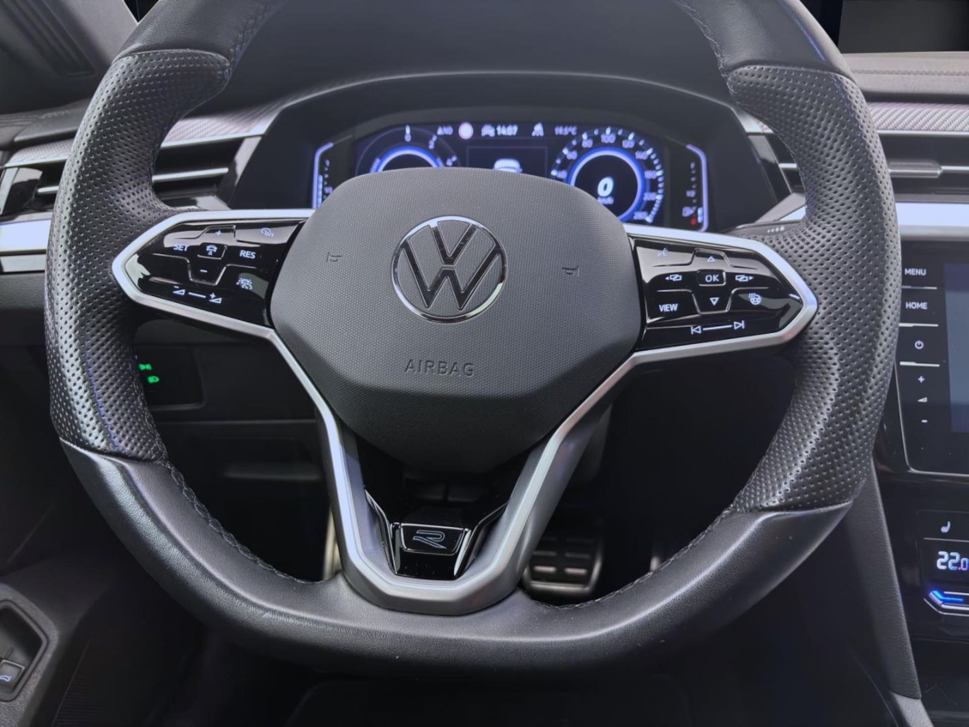 Volkswagen Arteon R-Line